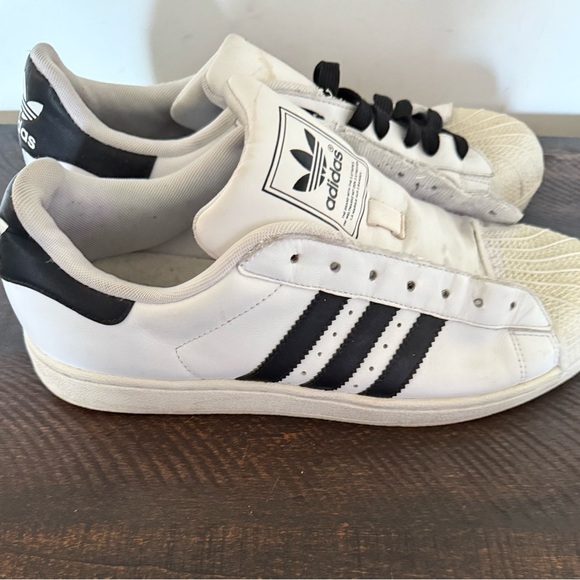 Adidas Original Superstar Vintage black and white size 10 - Picture 1 of 6
